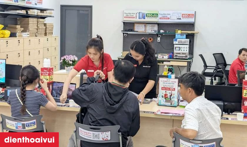 Quy trình thay màn hình laptop Asus S510 giá tốt, lấy liền tại Điện Thoại Vui